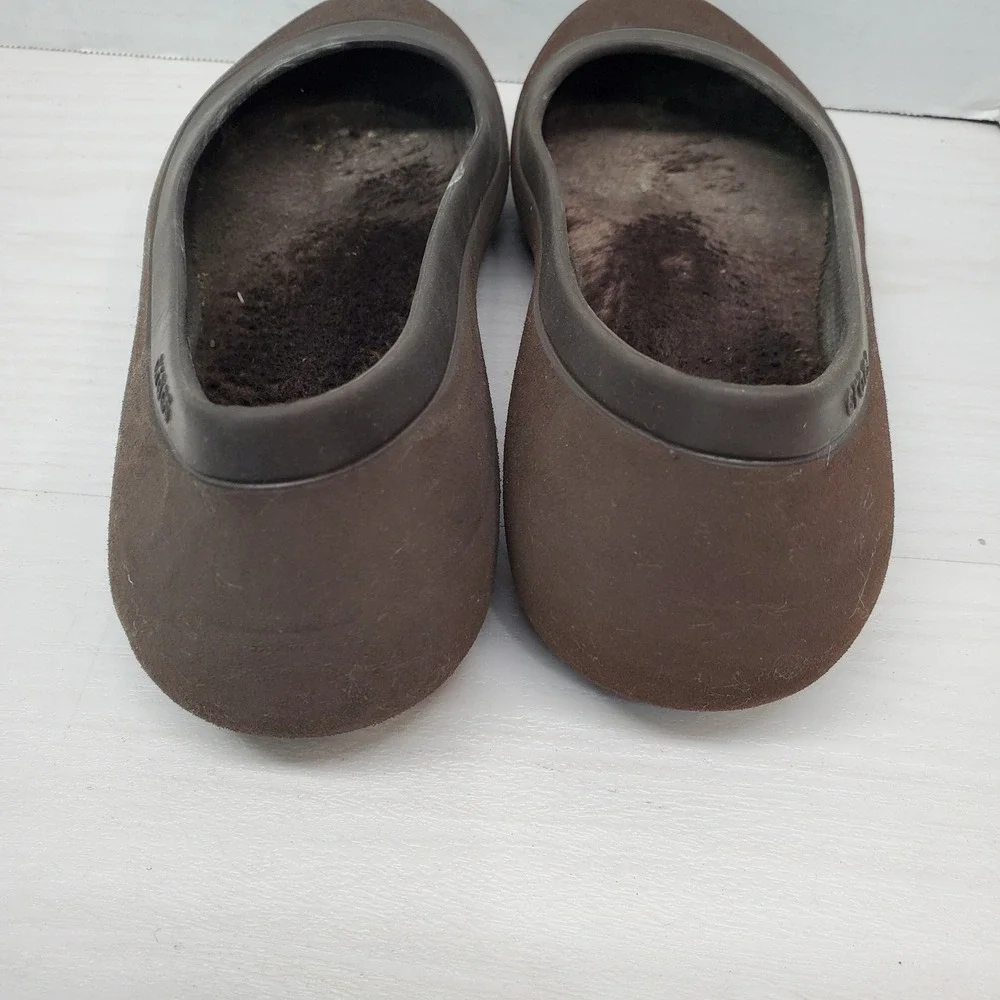 Crocs Women's Faux Fur Lined Ballet Flats Brown Comfort Shoes Size 7 W‎